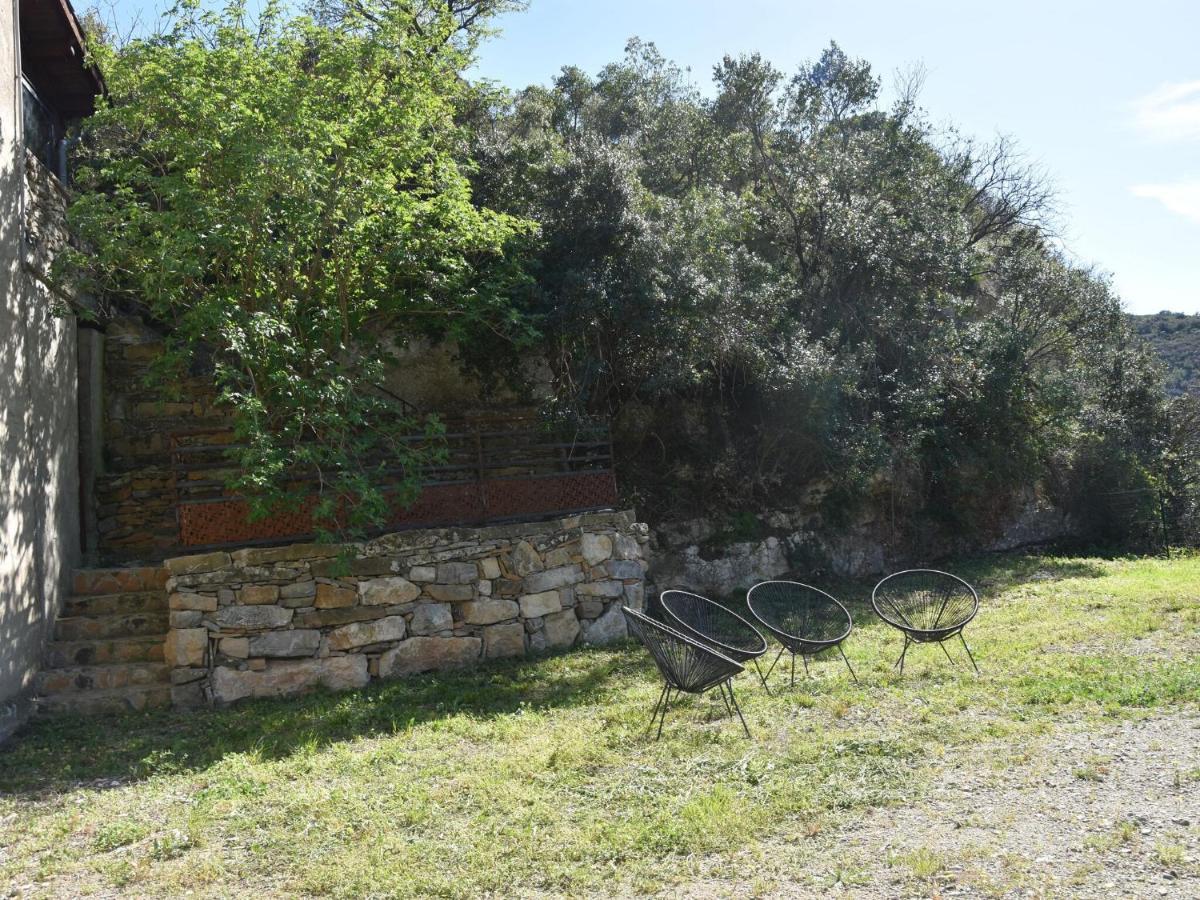 Cosy Holiday Home In Minerve With Garden Exterior photo