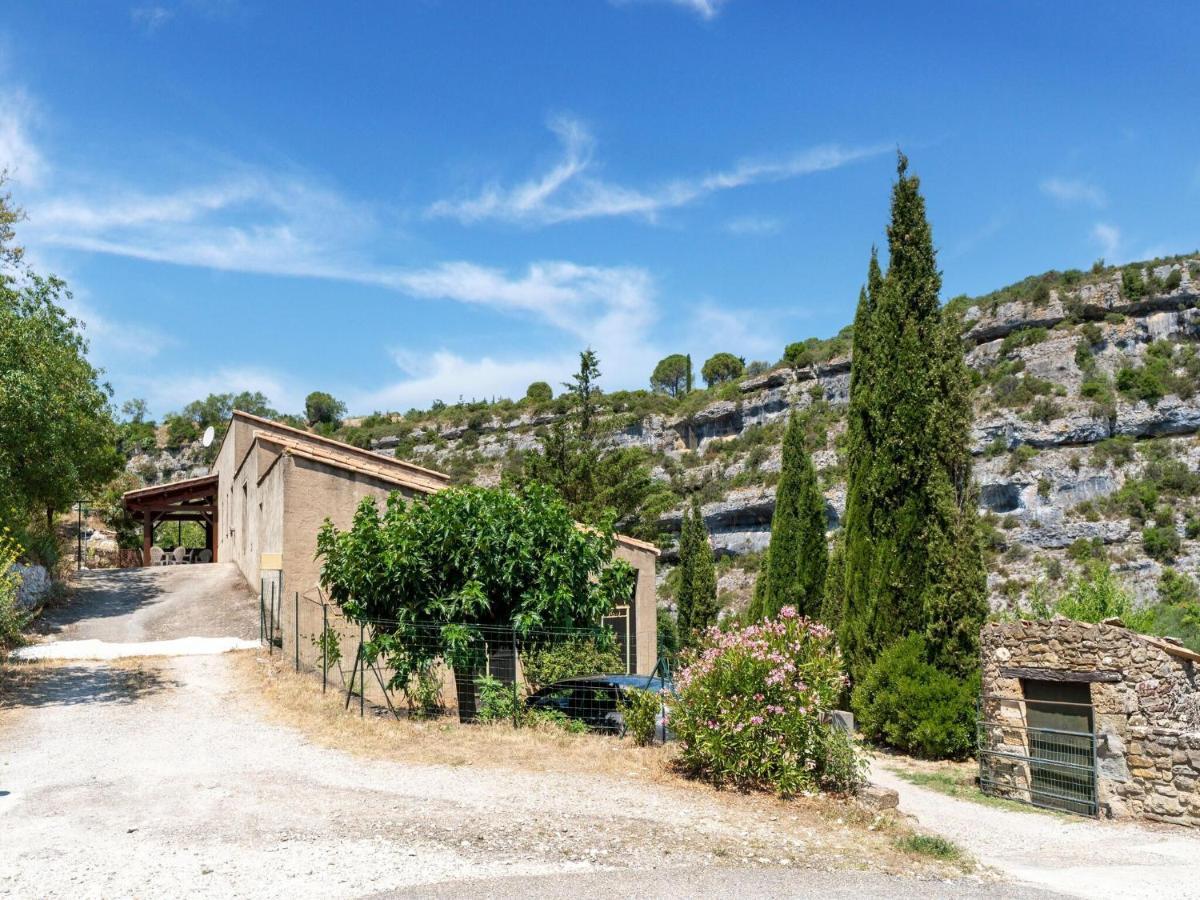 Cosy Holiday Home In Minerve With Garden Exterior photo